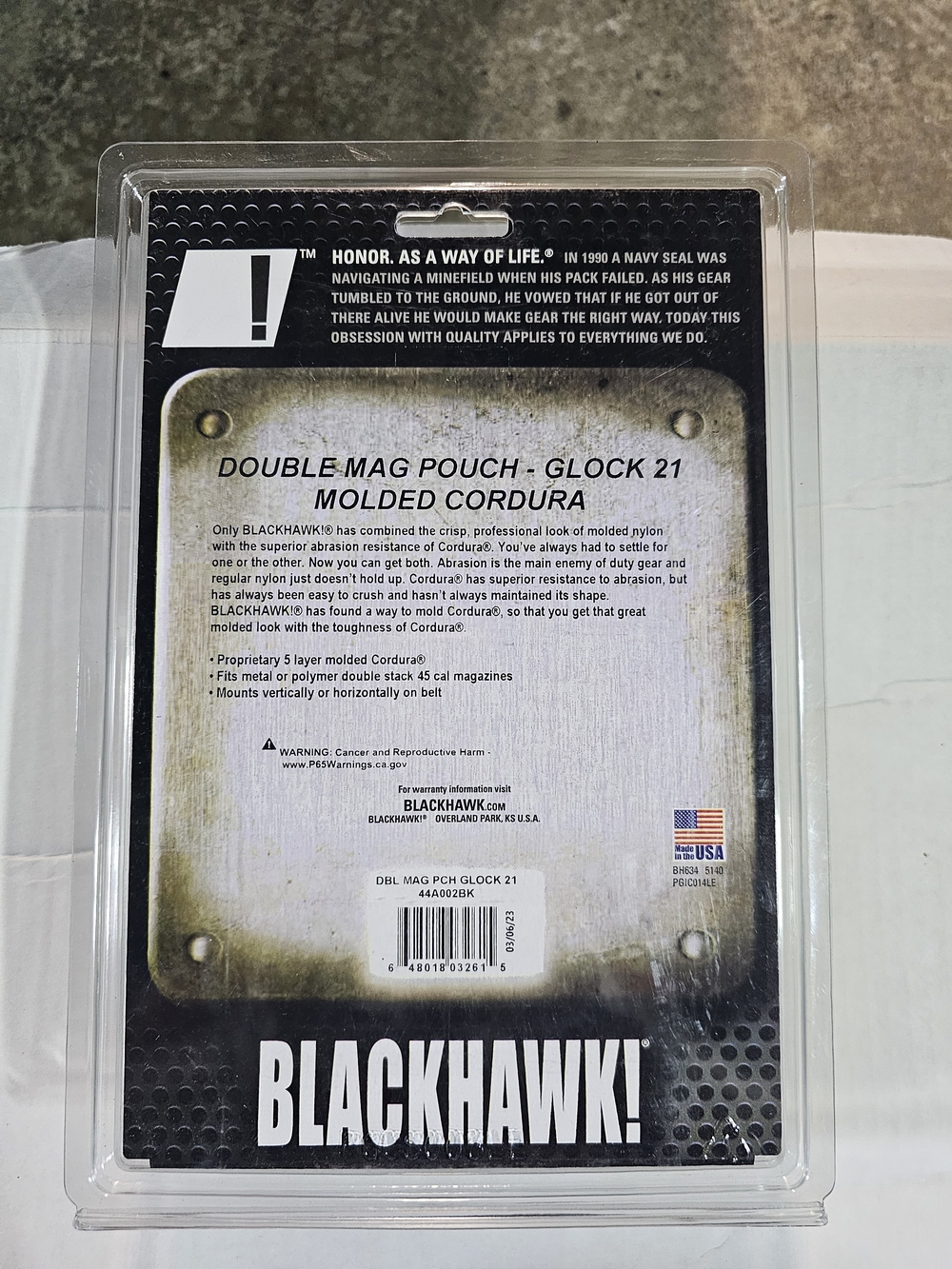 Bianchi AccuMold Duty Belt W/ Blackhawk Cuff Case And Mag Holder - Picture 7 of 7